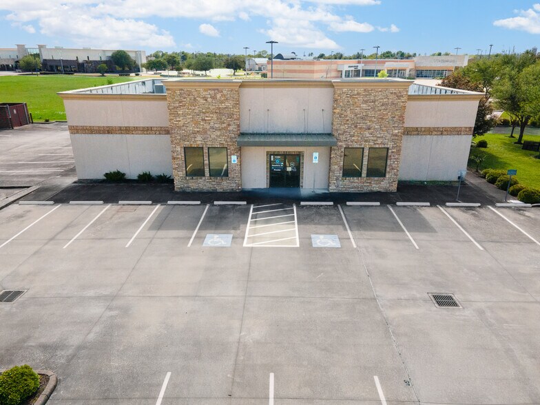 11464 Space Center Blvd, Houston, TX à louer - Photo principale - Image 1 de 22