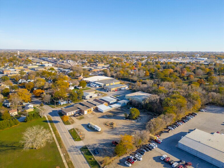 708-712 S Jefferson Ave, Mason City, IA à vendre - Aérien - Image 3 de 24