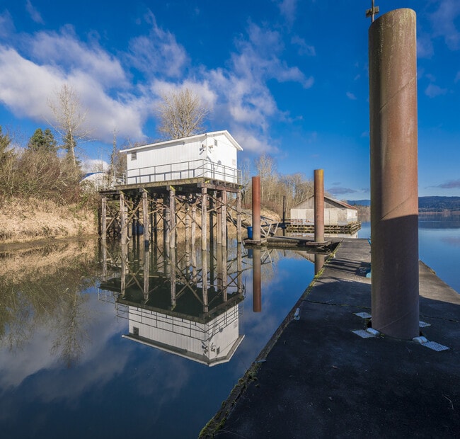 More details for 27222 Lougheed Hwy, Maple Ridge, BC - Industrial for Sale