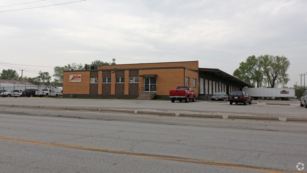 3612 Gardner Ave, Kansas City, MO à louer - Photo du bâtiment - Image 3 de 5