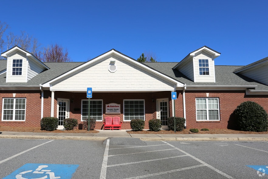 5655 Lake Acworth Dr NW, Acworth, GA for sale - Building Photo - Image 3 of 4