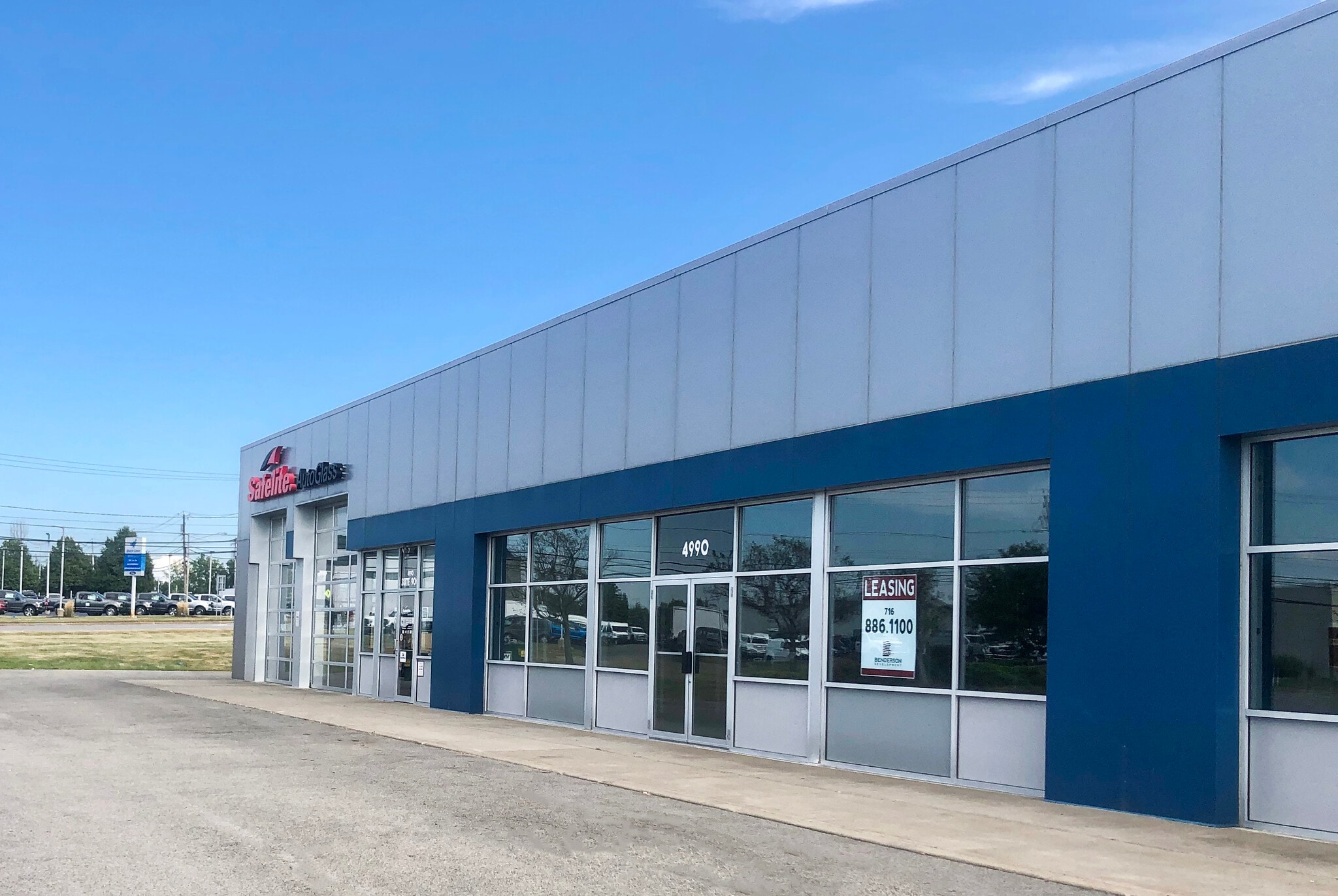 4910 Camp Rd, Hamburg, NY for lease Building Photo- Image 1 of 2