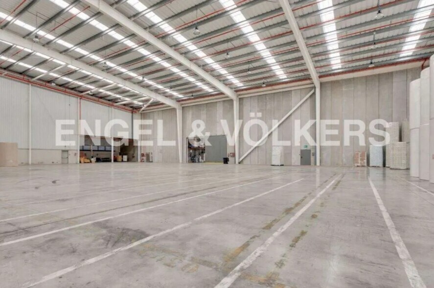 Carrer Artesans, 102, Valls, Tarragona à louer - Photo du bâtiment - Image 3 de 7