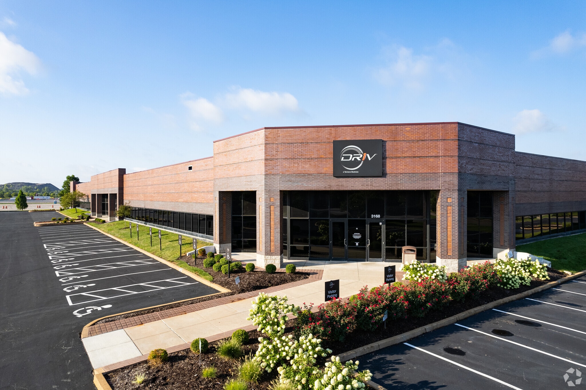 3152-3198 Riverport Tech Center Dr, Maryland Heights, MO for lease Primary Photo- Image 1 of 9