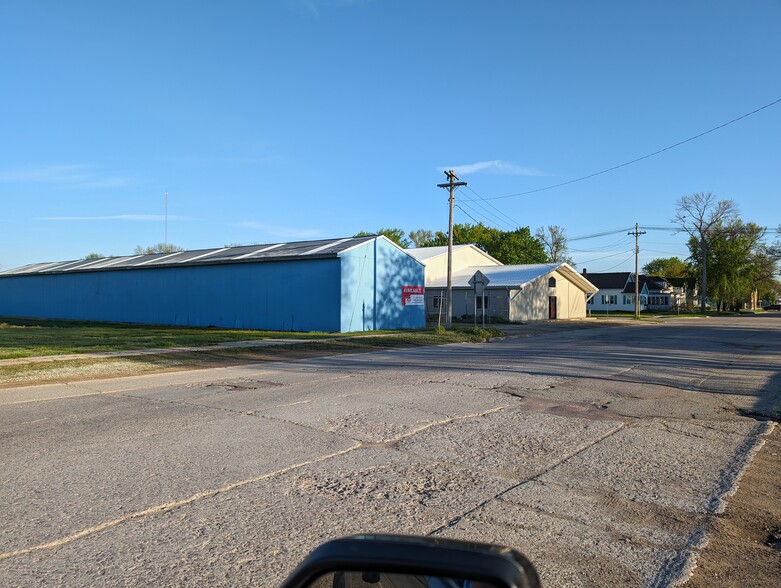 120 N Broadway, Wells, MN for sale - Building Photo - Image 3 of 15