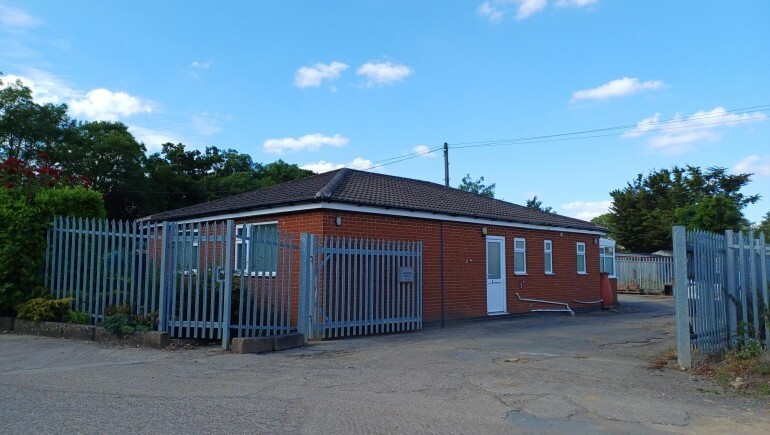 Stoke Albany Rd, Desborough for lease - Primary Photo - Image 1 of 4