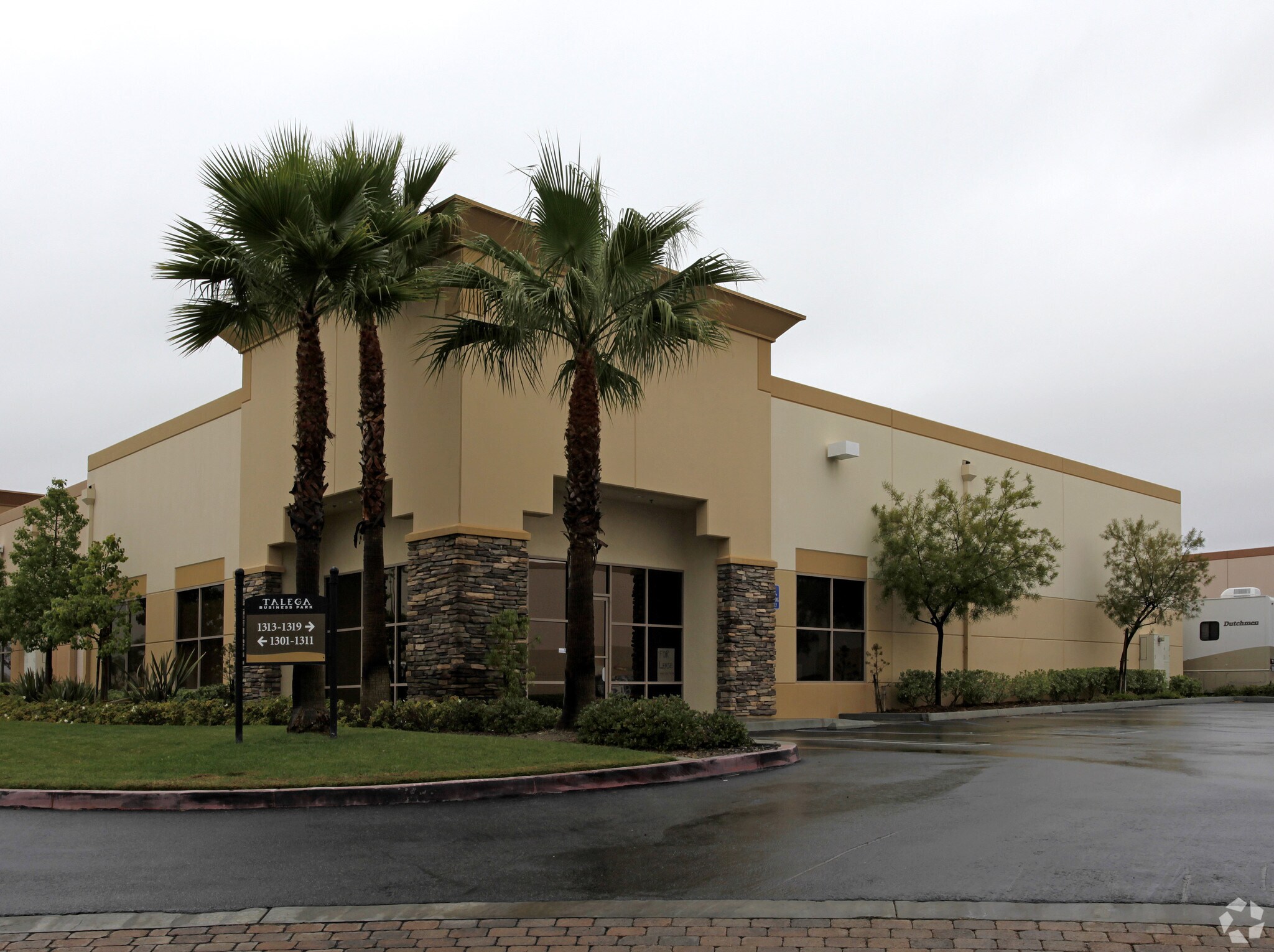 1313 Calle Avanzado, San Clemente, CA for lease Primary Photo- Image 1 of 4