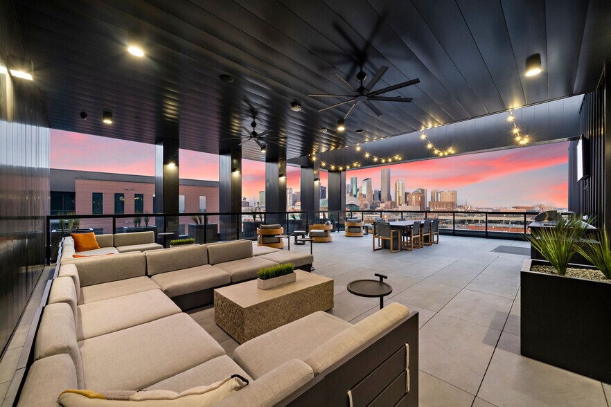 2404 Navigation Blvd, Houston, TX à louer - Photo du bâtiment - Image 3 de 7
