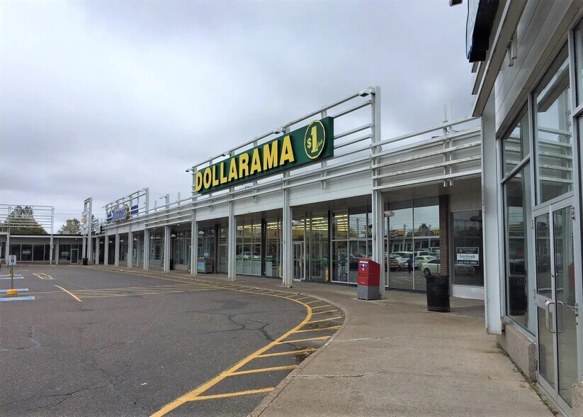 150 Churchill Blvd, Sault Ste Marie, ON à louer - Photo du bâtiment - Image 2 de 8