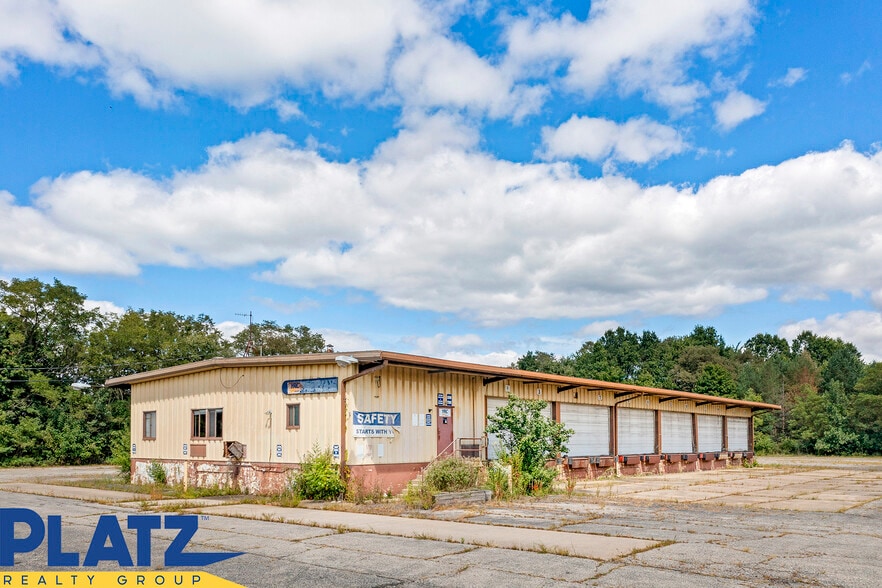 3020 Gale Ave, Hubbard, OH for lease - Building Photo - Image 1 of 17