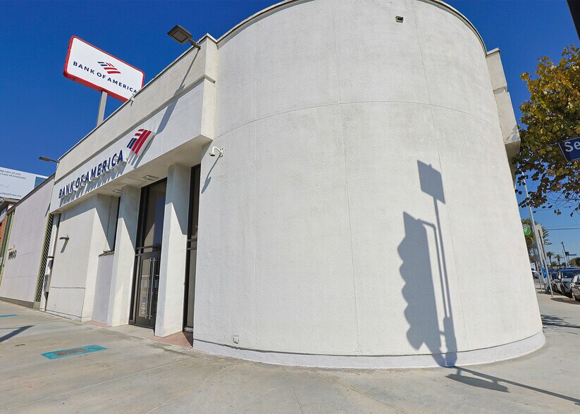 8946 S Sepulveda Blvd, Los Angeles, CA à vendre - Photo du bâtiment - Image 3 de 3