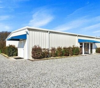 More details for 1305 Filter Plant Dr, Elberton, GA - Retail for Sale