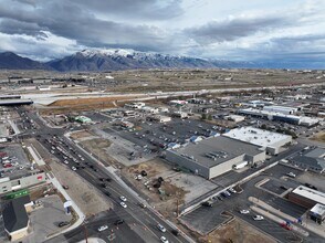5697 S 1900 W, Roy, UT for lease Interior Photo- Image 2 of 15