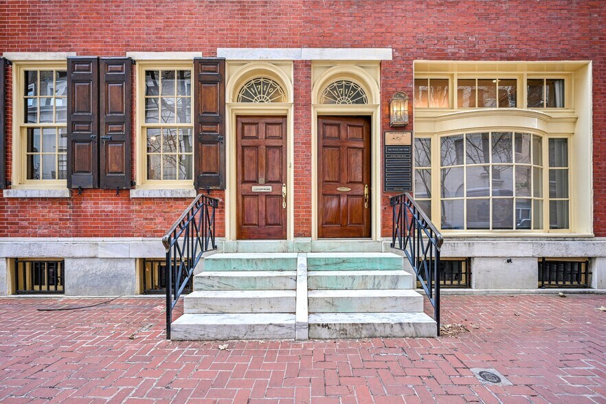 1710-1712 Locust St, Philadelphia, PA à vendre - Photo du bâtiment - Image 3 de 48