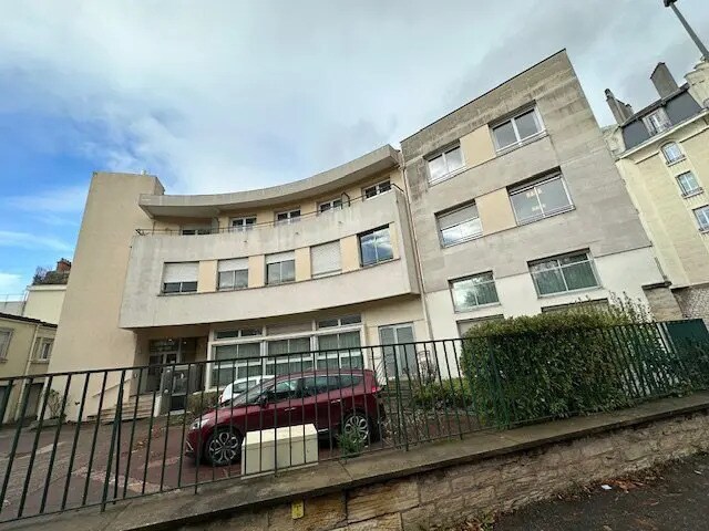 Office in Dijon for lease Building Photo- Image 1 of 8