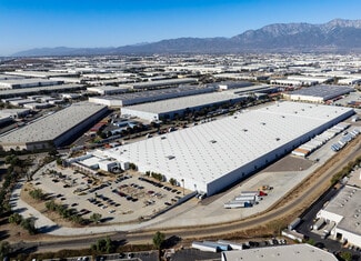 Plus de détails pour 3450 Dulles Dr, Jurupa Valley, CA - Industriel à louer