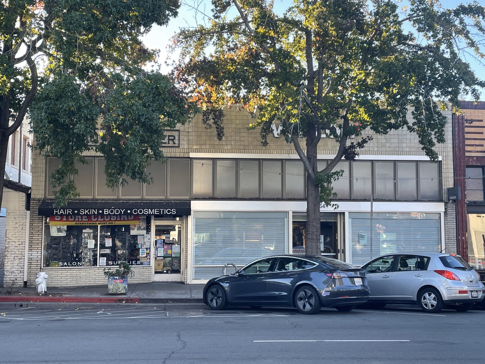 3264-3268 Lakeshore Ave, Oakland, CA for lease Building Photo- Image 1 of 6