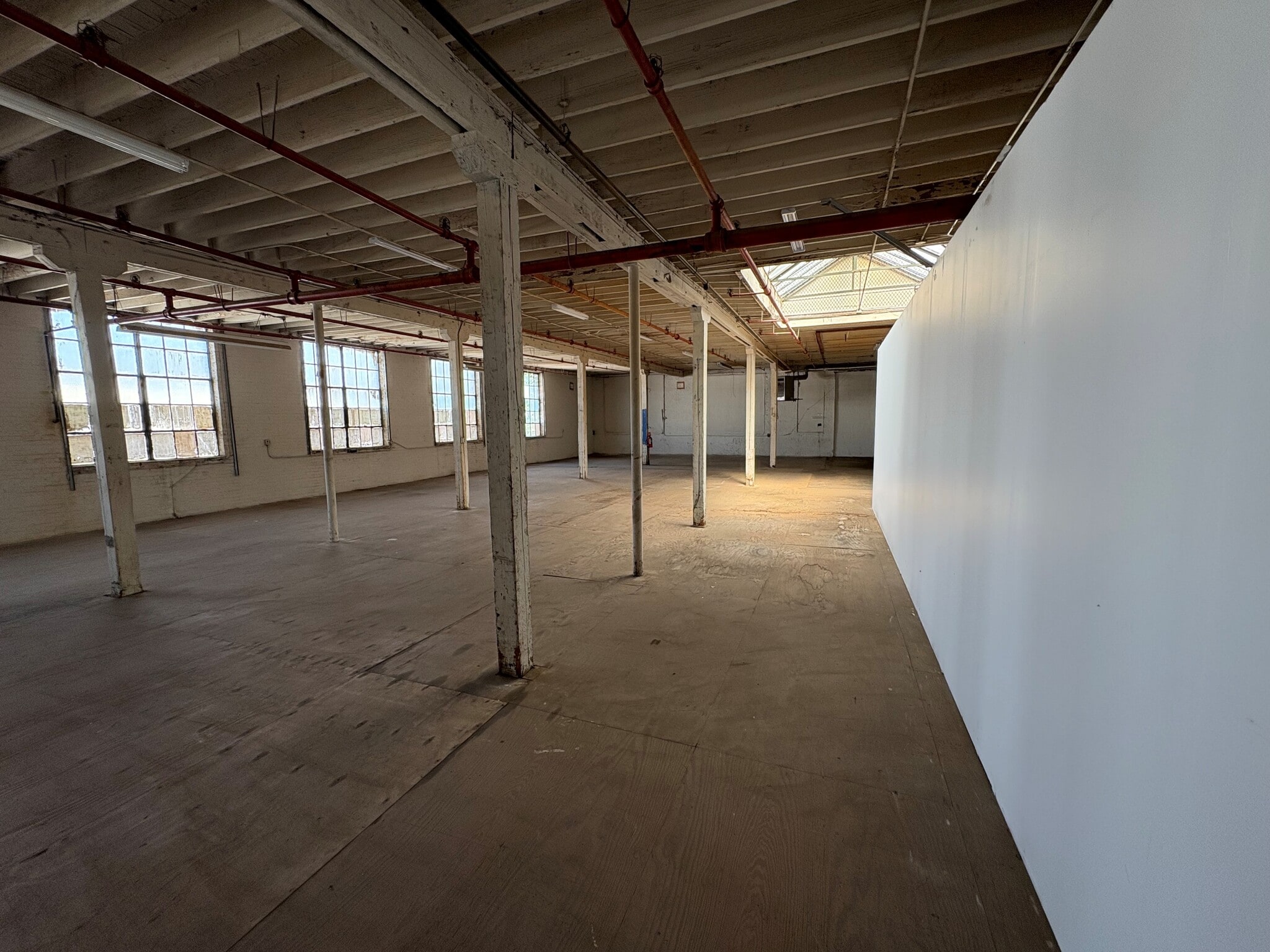 1622 W Carroll Ave, Chicago, IL for lease Interior Photo- Image 1 of 1