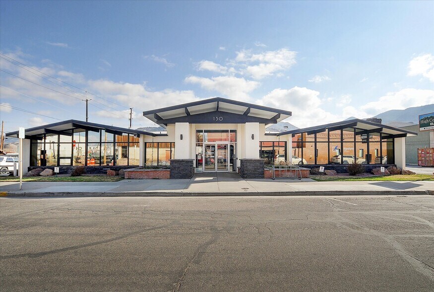 130 W 2nd St, Salida, CO à vendre - Photo du bâtiment - Image 3 de 33