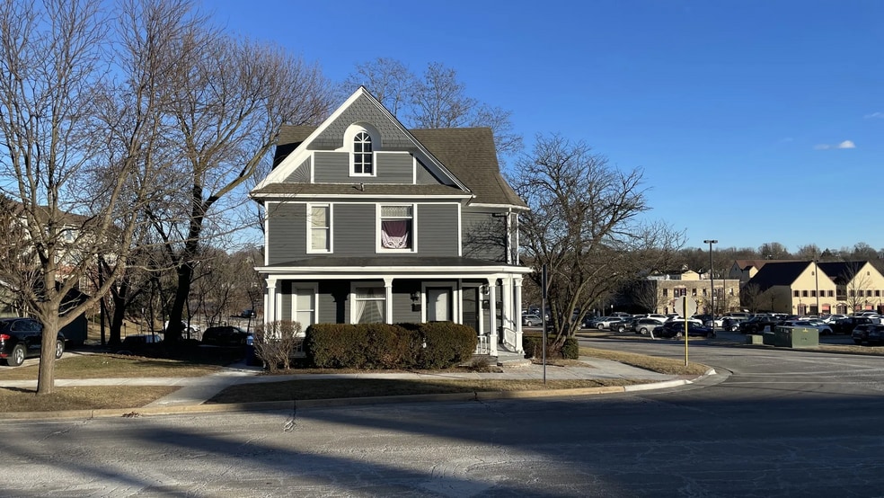 101 N 1st St, Geneva, IL for sale - Building Photo - Image 3 of 6