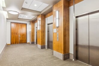 150 W Civic Center Dr, Sandy, UT for lease Building Photo- Image 2 of 6