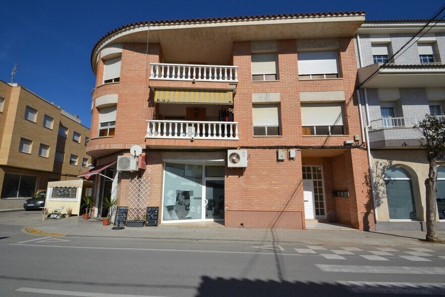 Immeuble residentiel dans Deltebre, Tarragona à vendre - Photo principale - Image 1 de 2