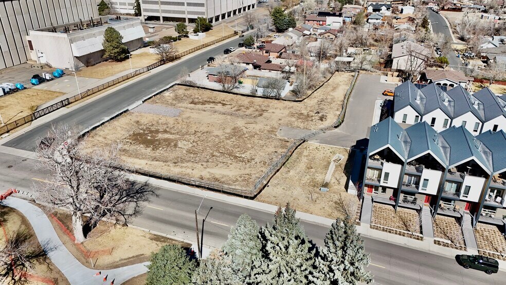 5220 Zuni St, Denver, CO à vendre - Photo du bâtiment - Image 2 de 10