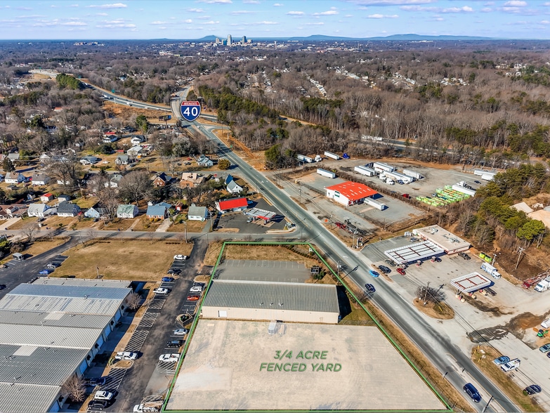 1150 Louise Rd, Winston-Salem, NC à louer - Photo principale - Image 1 de 7