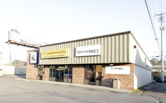 Plus de détails pour 7125-7129 Kingston Pike, Knoxville, TN - Commerce de détail à louer