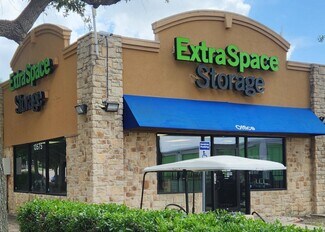 Plus de détails pour 13575 Goldmark Dr, Dallas, TX - Local d'activités à louer