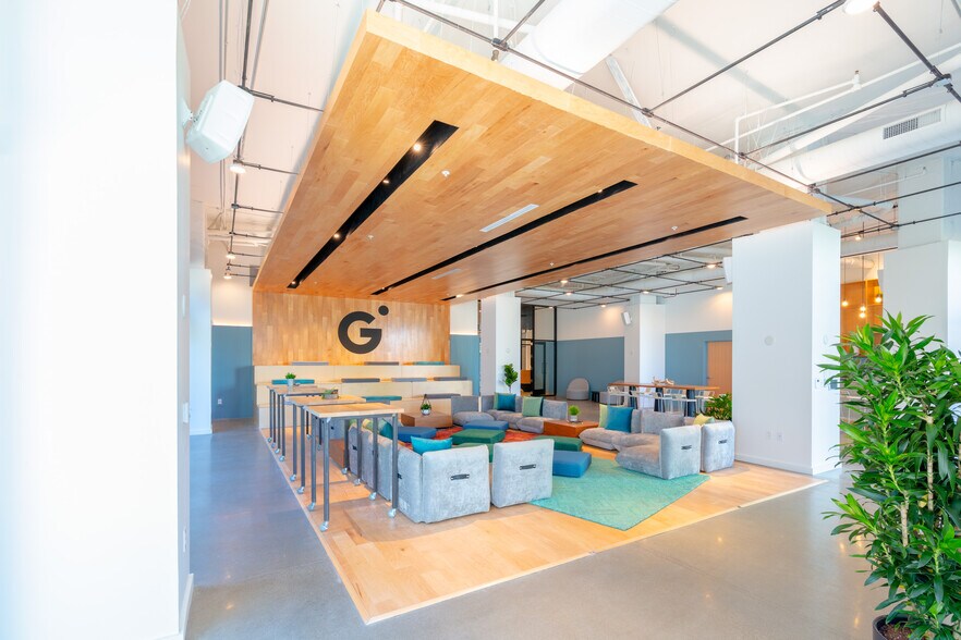 500 W Broad St, Columbus, OH à louer - Photo intérieure - Image 3 de 29