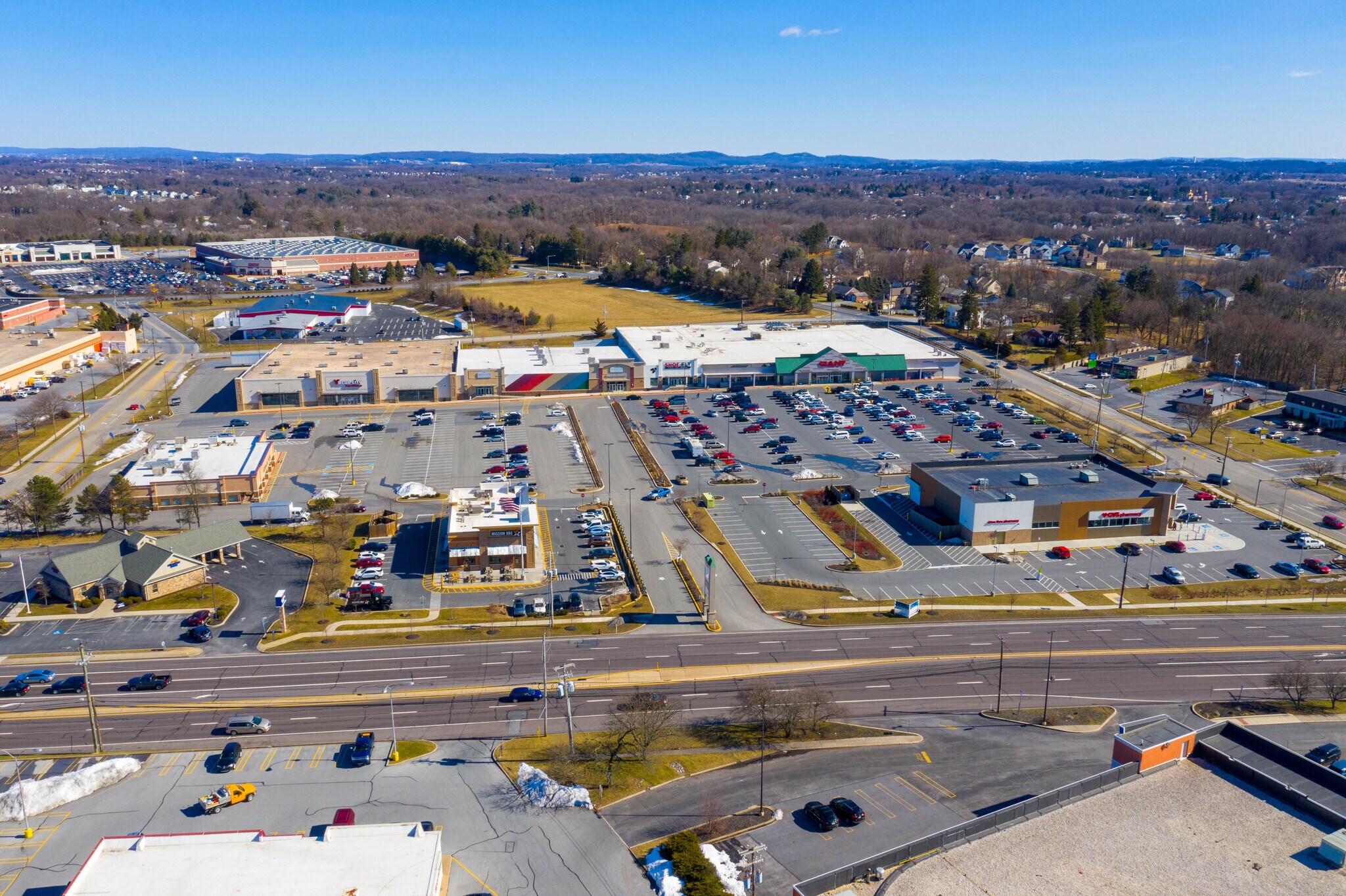 5005-5047 Jonestown Rd, Harrisburg, PA à louer Photo du bâtiment- Image 1 de 2