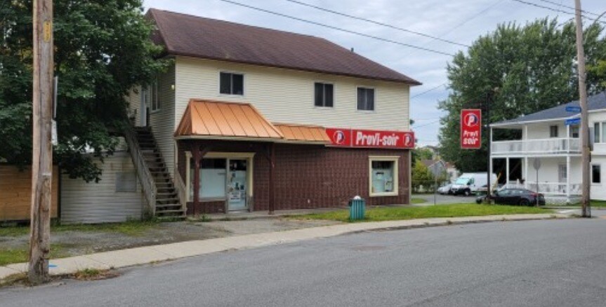 56-58 St Du Curé-Larocque, Sherbrooke, QC for sale Building Photo- Image 1 of 1