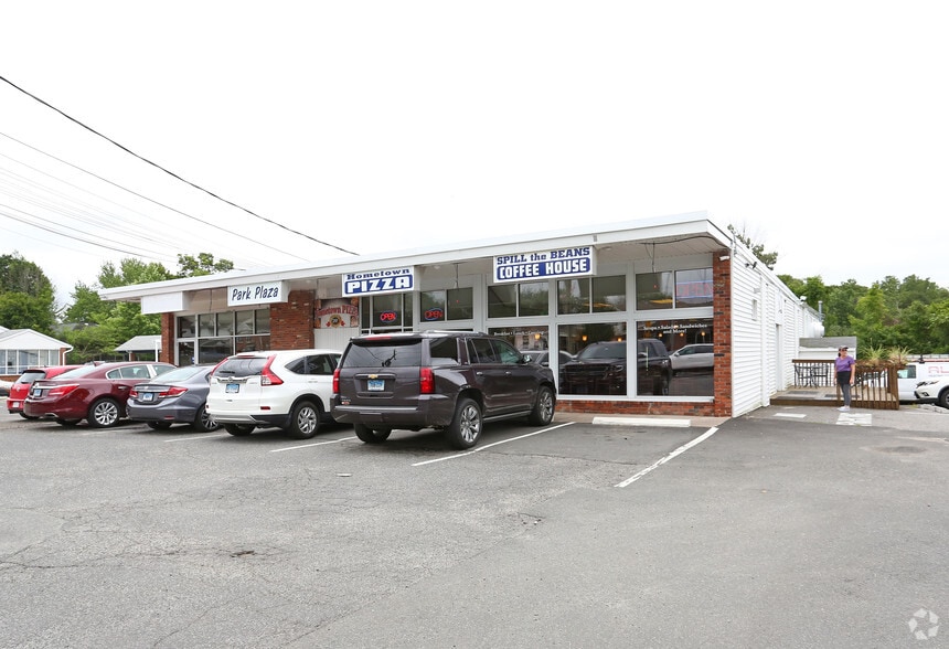 49 Waterbury Rd, Prospect, CT à vendre - Photo principale - Image 1 de 44