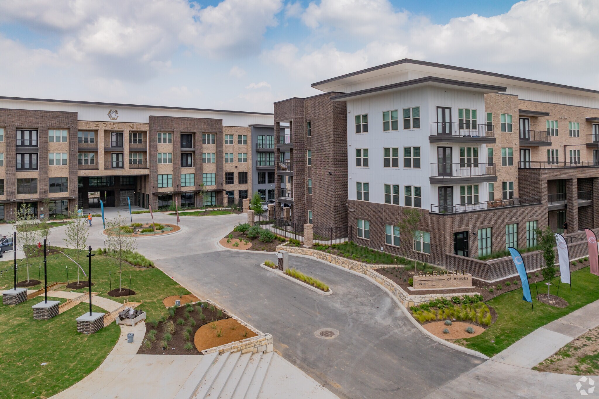 7910 S New Braunfels, San Antonio, TX à louer Photo principale- Image 1 de 54