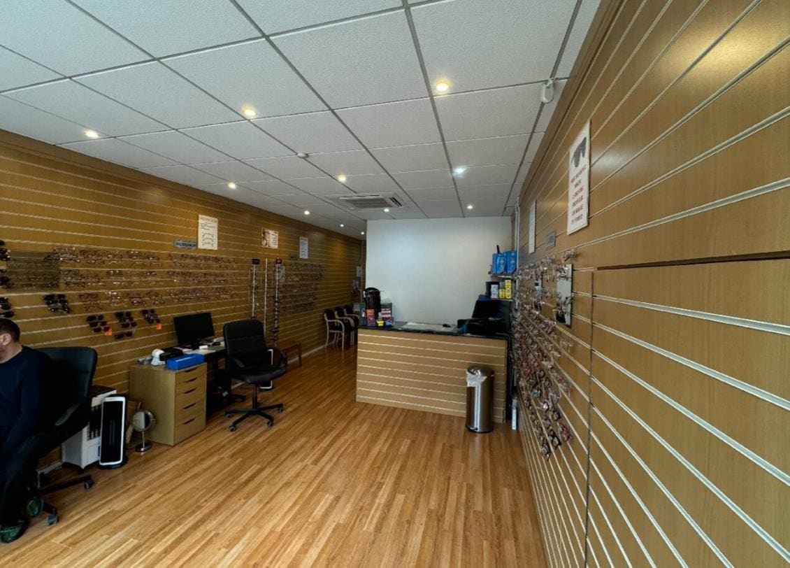 25 High St, Carluke, SLK ML8 4AL - Unité 25 -  - Photo intérieure - Image 1 of 1