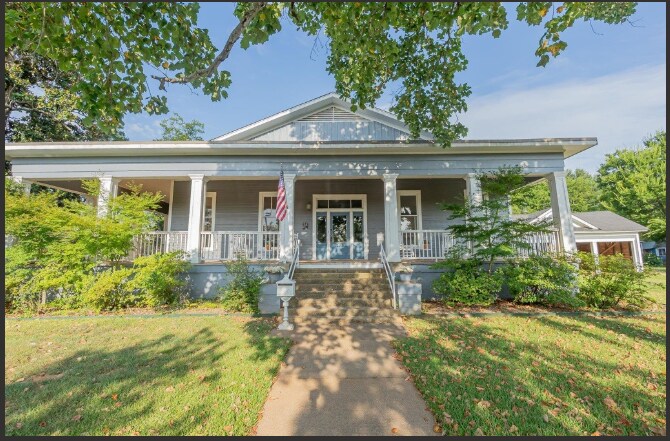 709 S Bois D Arc Ave, Tyler, TX à vendre Photo du bâtiment- Image 1 de 1