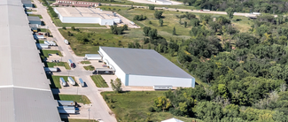 Plus de détails pour 247 Kohlman Rd, Fond Du Lac, WI - Industriel à louer