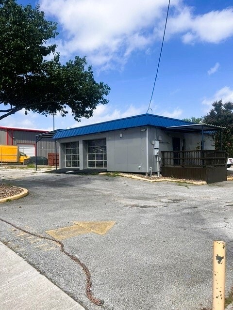 12431 West Ave, San Antonio, TX for lease Building Photo- Image 1 of 3