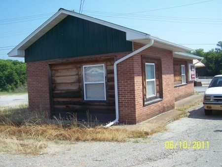 15 Main St, Mammoth Spring, AR à vendre - Photo principale - Image 1 de 1