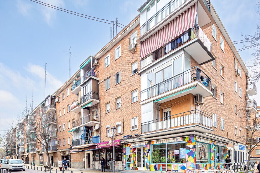 Calle Rincón de la Victoria, 1, Madrid, Madrid à vendre - Photo du bâtiment - Image 2 de 7
