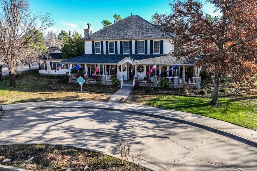 322 W Tonhawa St, Norman, OK à vendre - Photo du bâtiment - Image 2 de 3