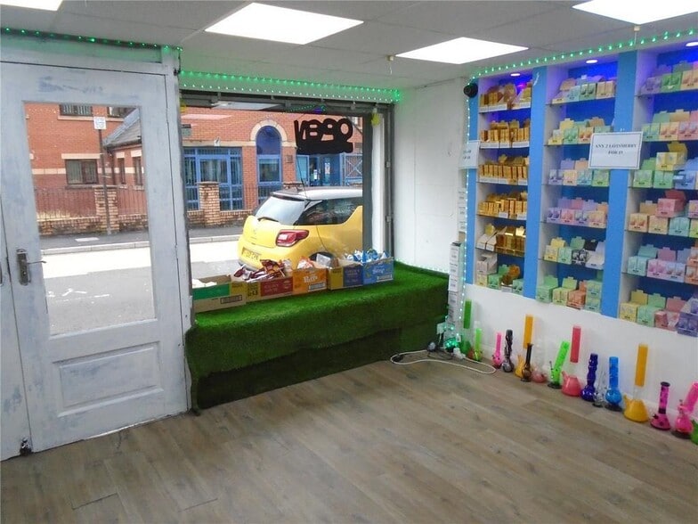 34 High St, Ferndale for sale - Building Photo - Image 2 of 9