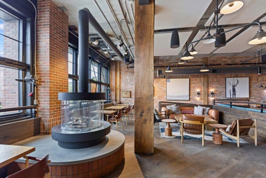 233 E Main St, Bozeman, MT à vendre - Photo intérieure - Image 3 de 11