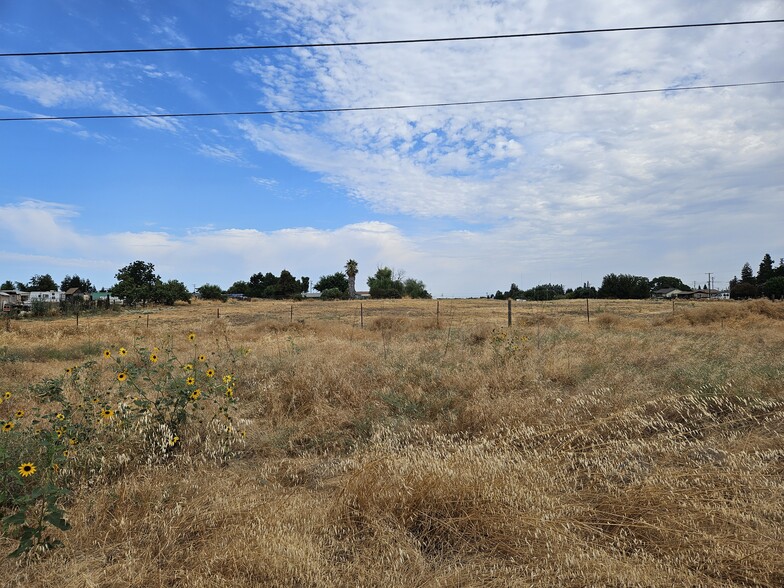 Montpelier Road and Lake Road, Hickman, CA à vendre - Autre - Image 1 de 4