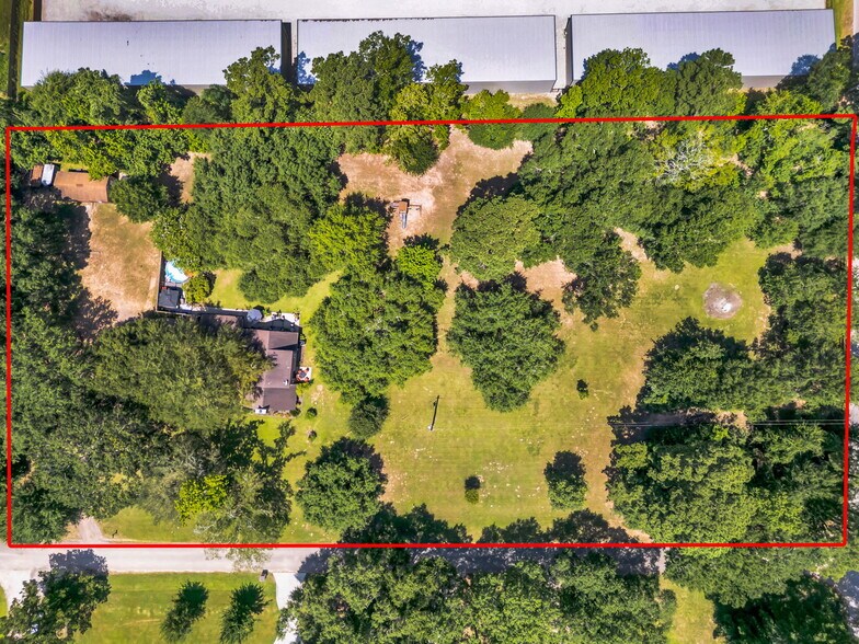 27203 Mesa Verde Dr, Magnolia, TX à vendre - Photo du bâtiment - Image 2 de 9