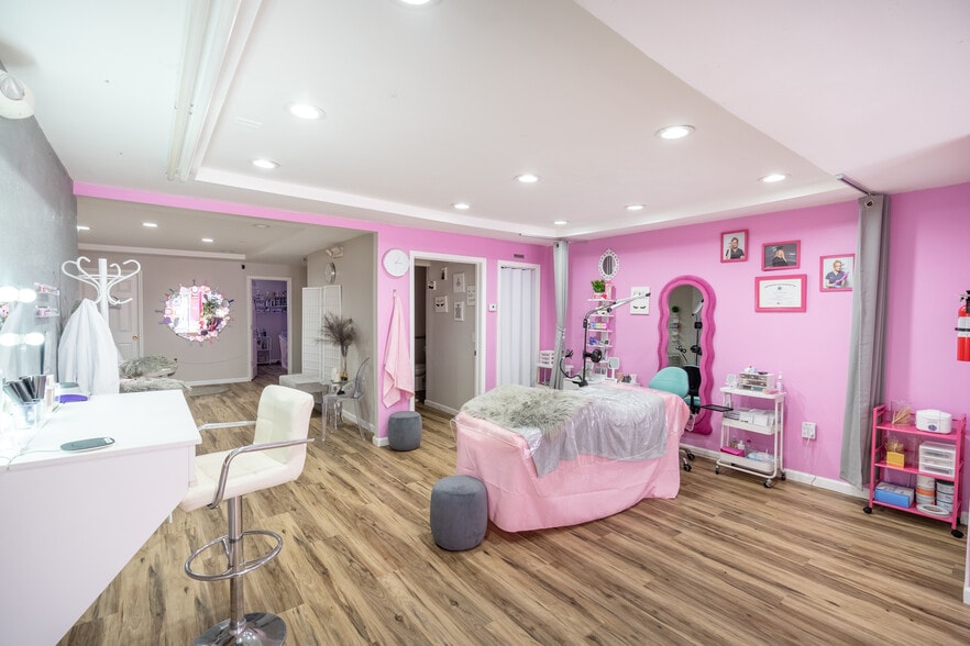 31 Court St, Binghamton, NY for sale - Building Photo - Image 2 of 32