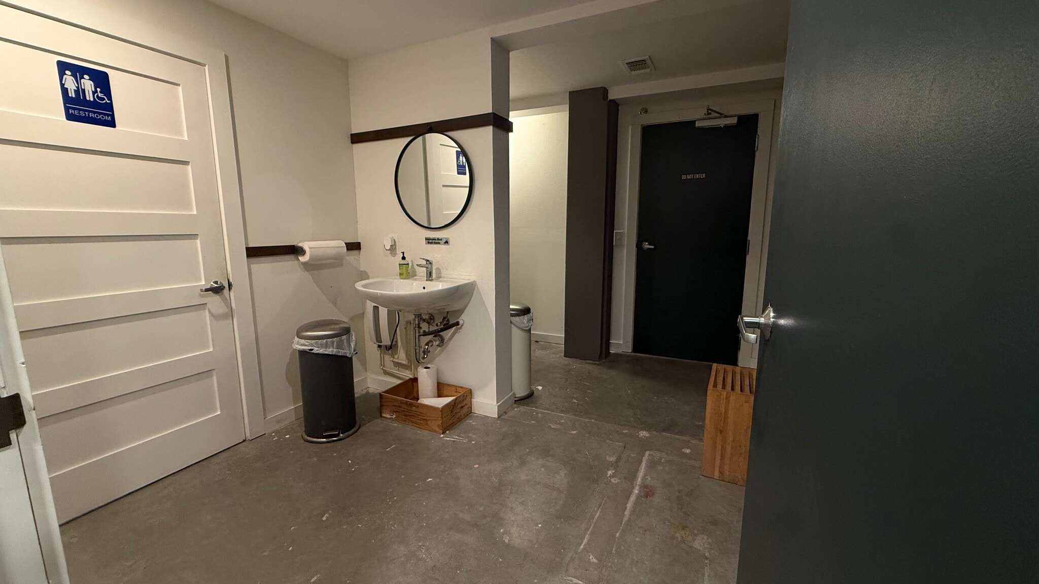 211 N Main St, Taylor, TX à louer Photo intérieure- Image 1 de 4