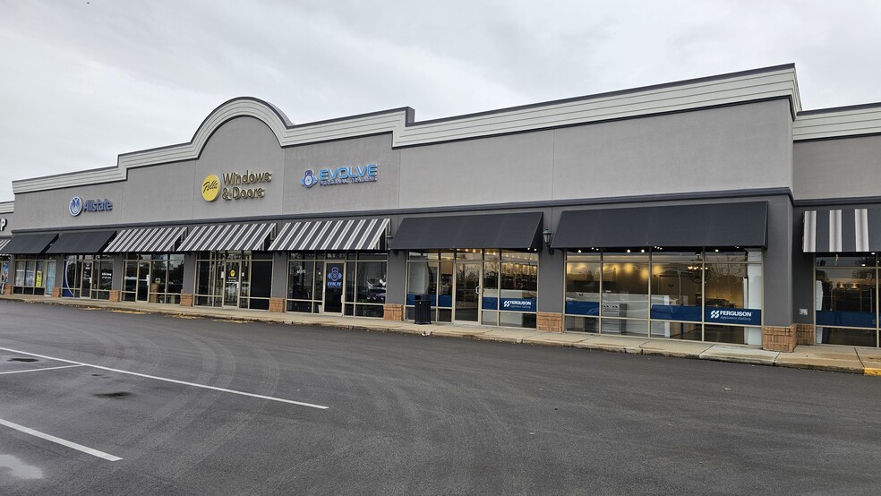 4705 E 96th St, Indianapolis, IN for lease - Building Photo - Image 1 of 3