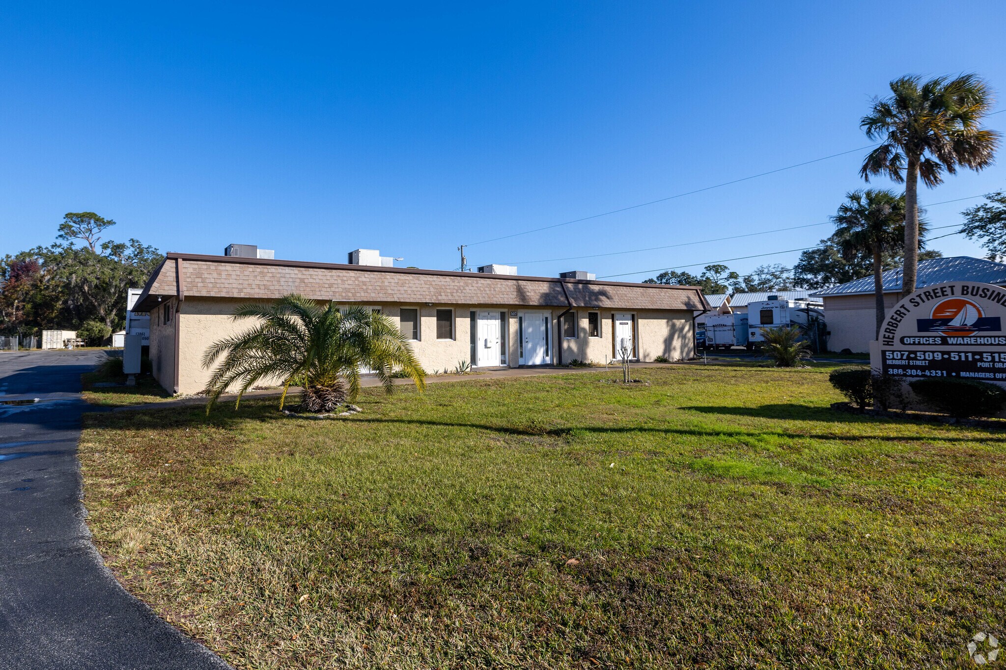 507 Herbert St, Port Orange, FL à louer Photo principale- Image 1 de 3